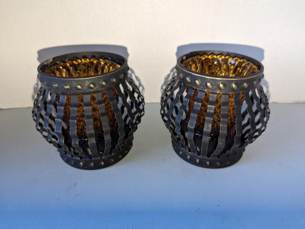 Vintage Black Metal Cage Candle Holder MCM Amber Diamond Point Hobnail -1123